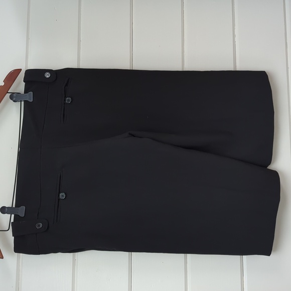 Black mid length shorts, size 8 - Picture 2 of 4